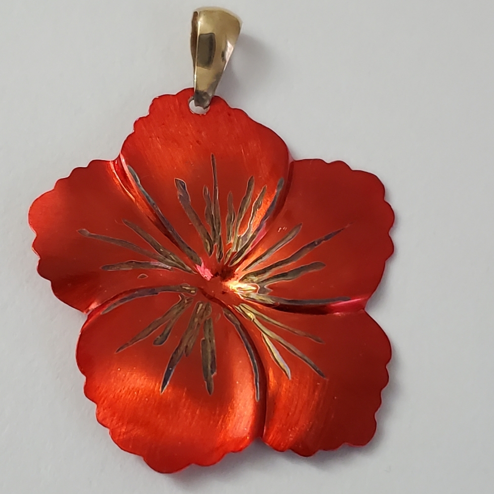 14K Solid Gold Hibiscus Flower Pendant Poppy